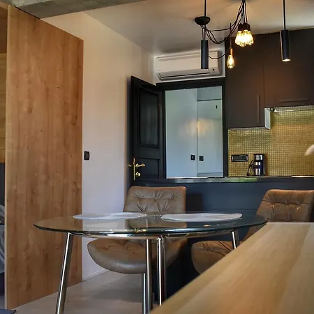 Lycia Apartment